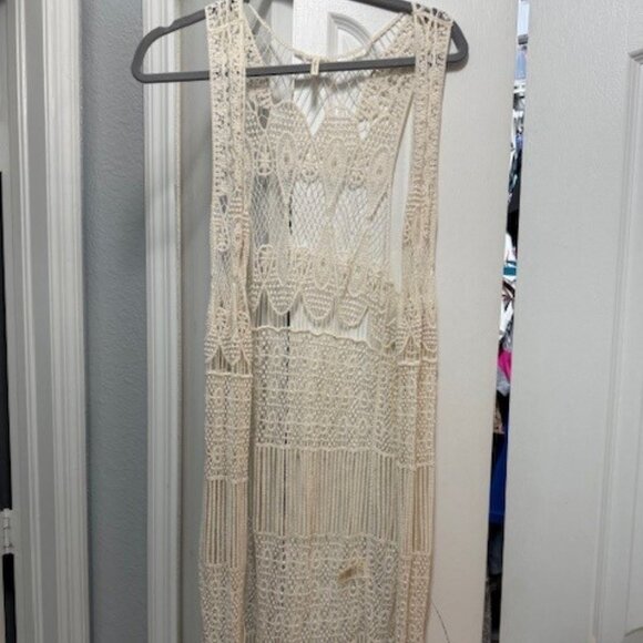 Do Everything In Love Crochet Kimono- Cream Color- One Size Fits all - Picture 1 of 3